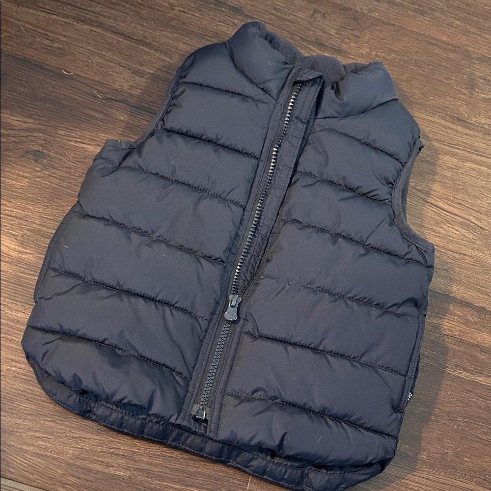 Gap 2T Vest